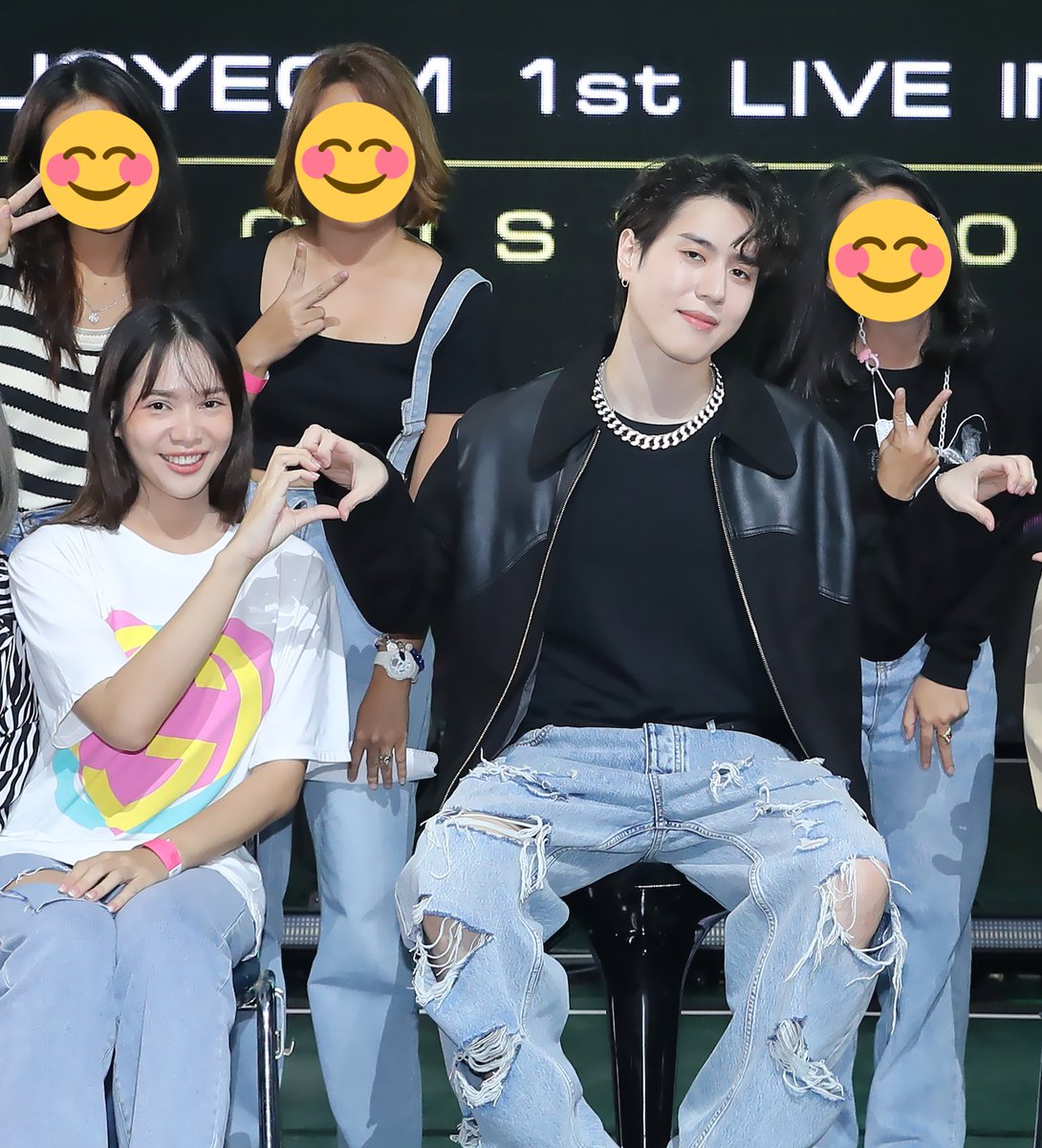 🐰`чυκчıκ 🌼 ชื่อฟิมมีฝาแฝดชื่อเฟิน tweet media