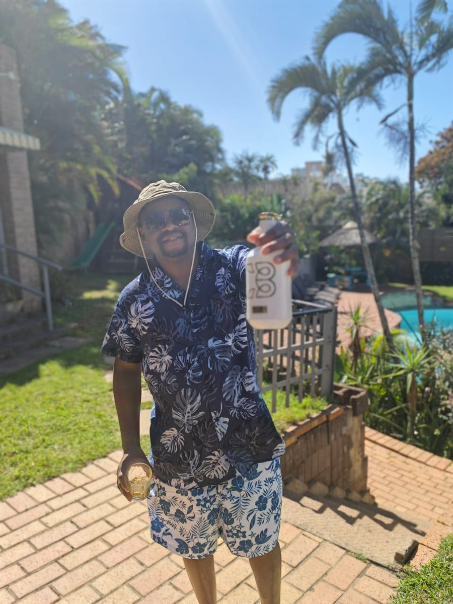 bsuchena's tweet photo. @casspernyovest We drink #billiato boy that's facts #CasperReply ๐ค๐ฅ๐ฅ https://t.co/jAi0HdFusy