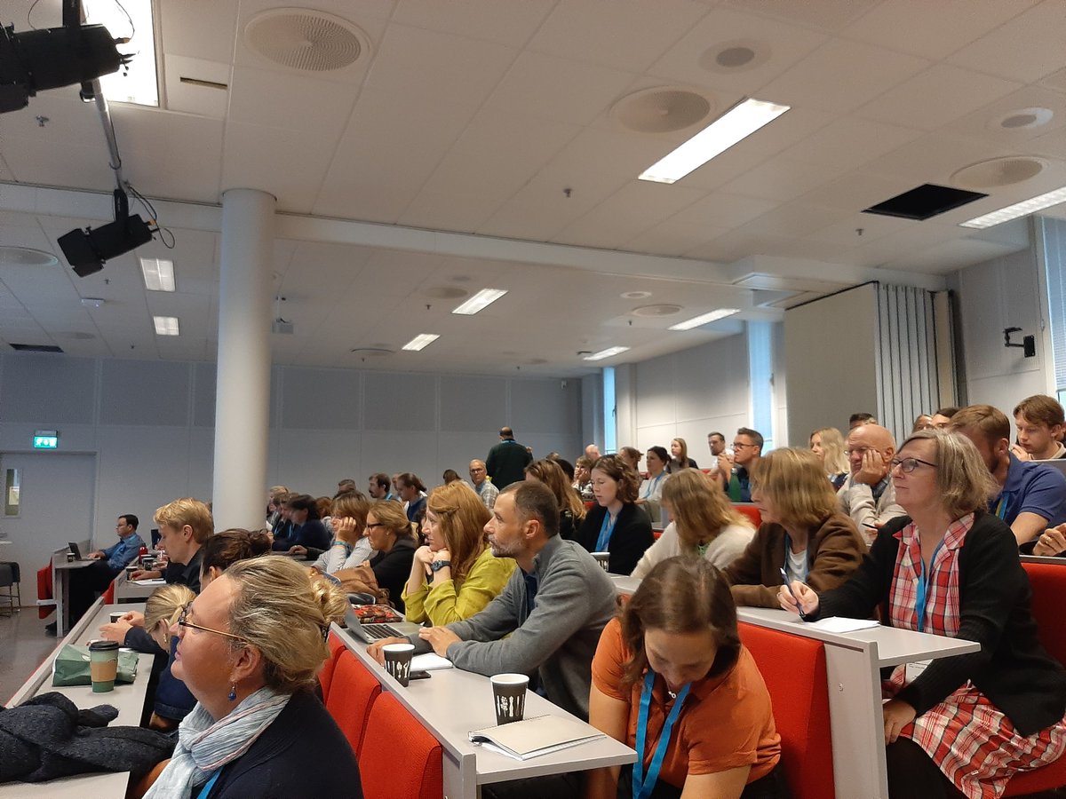 DrMaryGreene's tweet image. Another inspiring keynote @esaRN5_soccons by @DrDJWelch exploring the potential of the sociology of the future in sustainable consumption research #Futures #socialfutures #Sociology #sustainableconsumption