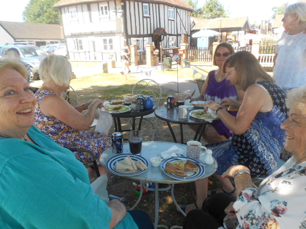 RosSouthendPast's tweet photo. What we did during the month of August.  Part 1.  Pier Walk/Ride and see the Eendracht docking. A day out at Battlesbridge, and Exhibit at the Wildlife and Heritage Event Southchurch Hall. https://t.co/p2uwfkZCIB