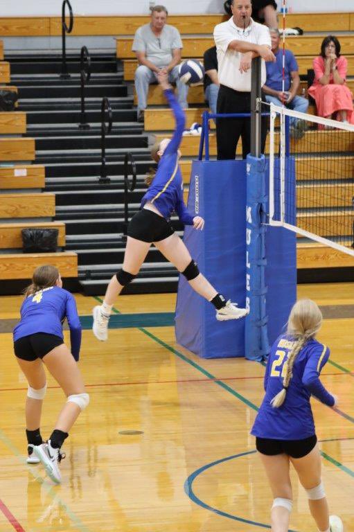 Husker Volleyball is 2-0 after wins this week against Lone Jack and St. Paul! So proud of the girls and their play this week! #onwardhuskers <a href="/c1Huskers/">Huskers</a> <a href="/LCC1HS/">Lafayette Co C-1 HS</a>