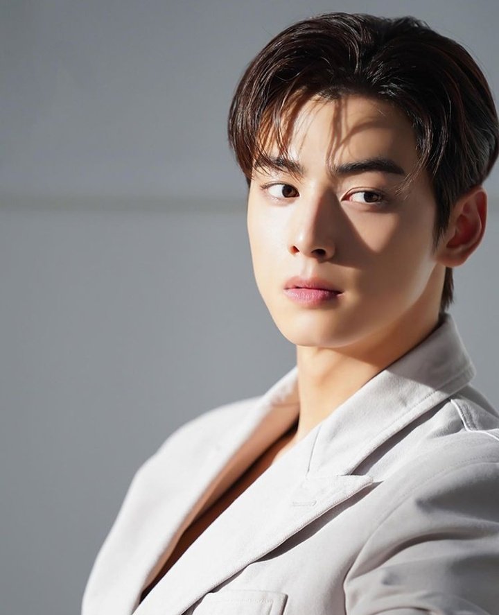 eunwoosgallery's tweet photo. he is truly an angel with the most beautiful and purest soul.

#차은우 #CHAEUNWOO https://t.co/5Vr0rhN7UT