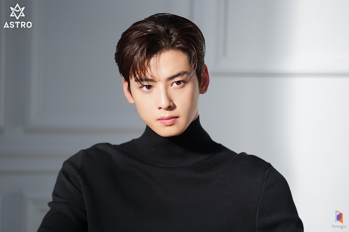 eunwoosgallery's tweet photo. perfect man. #ASTRO_EUNWOO https://t.co/mo4443BbkV