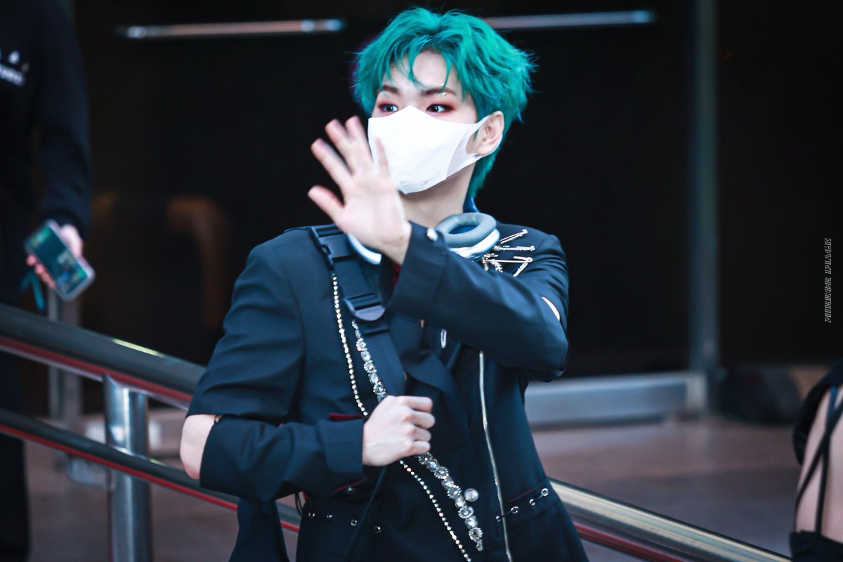 mirrorI808's tweet photo. 220902

#LEEKANGSUNG #이강성 
#GHOST9 #고스트나인 https://t.co/puA2O8MODe