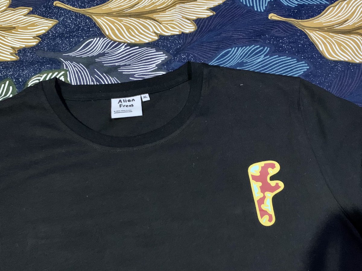 Thank you <a href="/alienfrens/">alien frens</a>  for the free merch!