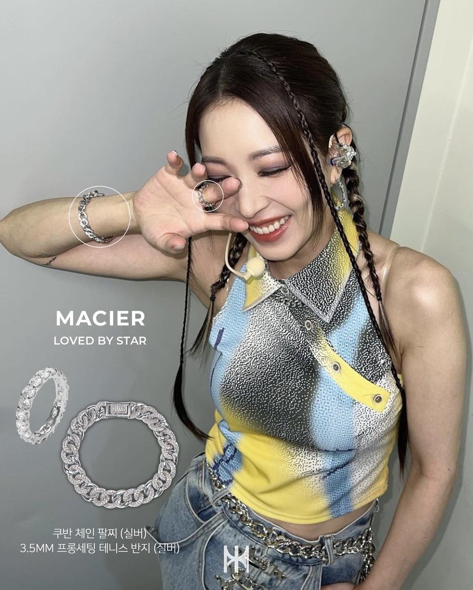 macier_jewelry's tweet photo. #보아 님께서 마씨에르 쥬얼리를 착용해 주셨어요🛼
💎 출처 : 보아인스타그램
💎 어디 : #smtowntokyo
💎 제품 : 쿠반 체인 팔찌 (실버), 3.5MM 프롱세팅 테니스 반지 (실버
https://t.co/bHC3kdB8gC
#보아 #boa #macier #마씨에르 https://t.co/aI2RXIkOoo