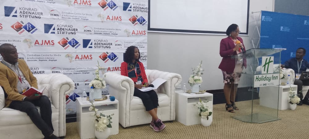 calvin_manika's tweet photo. #AJMS @Centre4MediaZIM @The_CBNews @KASonline @communitypodium @nkosi_dibiti @MunyaBloggo https://t.co/0IJrtcBo34