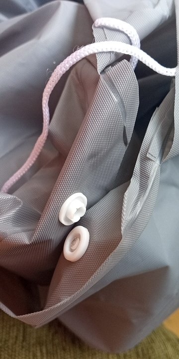 elmaalik_'s tweet photo. J'ai des manteaux imperméable de pluie à wanterr😍.
Prix: 3000cfa
Livraison possible partout à Dakar en -2h🌝
Tél : 769436257 https://t.co/U2ACGnTXnD