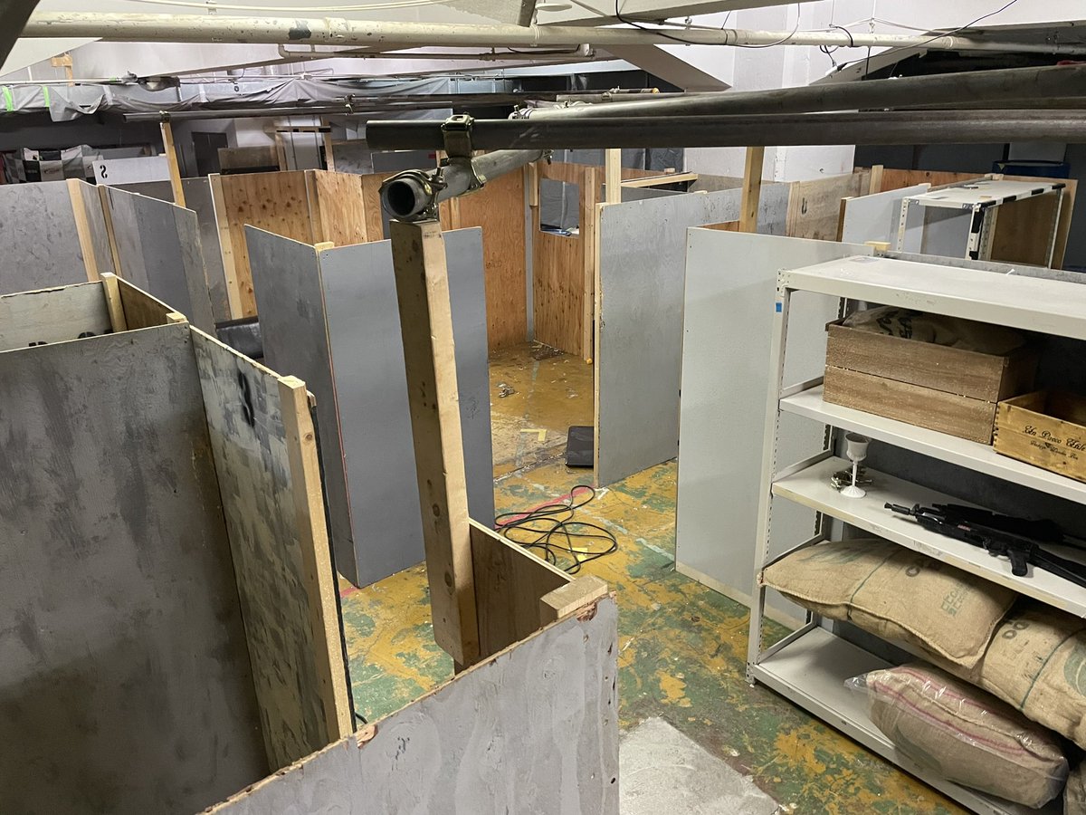 改修最終日です！！！
あともう少しで完成です🥹✨
明日から営業再開いたします！！

今日の21時からラインで池袋改修記念クーポンを配布します！
お友達登録お願いします🙆‍♀️

liff.line.me/1645278921-kWR…

#ASOBIBA池袋
#池ビバ
#サバゲーフィールド