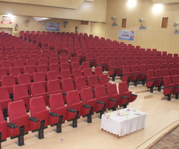 "डिजिटलीकरण की दिशा में चीनी उद्योग एवं गन्ना विकास विभाग की एक और पहल, लाल बहादुर शास्त्री, गन्ना किसान संस्थान, डॉलीबाग लखनऊ की श्रोतृशाला (ऑडिटोरियम) की बुकिंग अब केवल ऑनलाइन पोर्टल द्वारा की जा सकेगी"
<a href="/UPCane/">Cane Development UP</a> <a href="/UPGovt/">Government of UP</a> <a href="/CMOfficeUP/">CM Office, GoUP</a> <a href="/InfoDeptUP/">Information and Public Relations Department, UP</a>