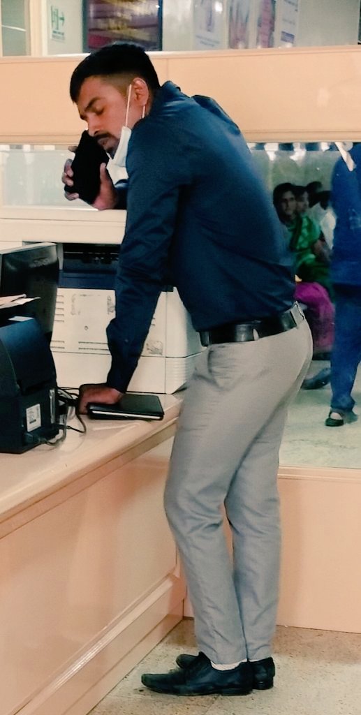 Msheshadri10's tweet photo. Today in PSG hospital semma hot 🥵 avanoda body shape 🤤🤤

Gym body  
Avanoda soothu 🤤🤤🤤 
U feel this guy and masturbate
And comment ur feelings while u see this pic https://t.co/pH9DStpq1N