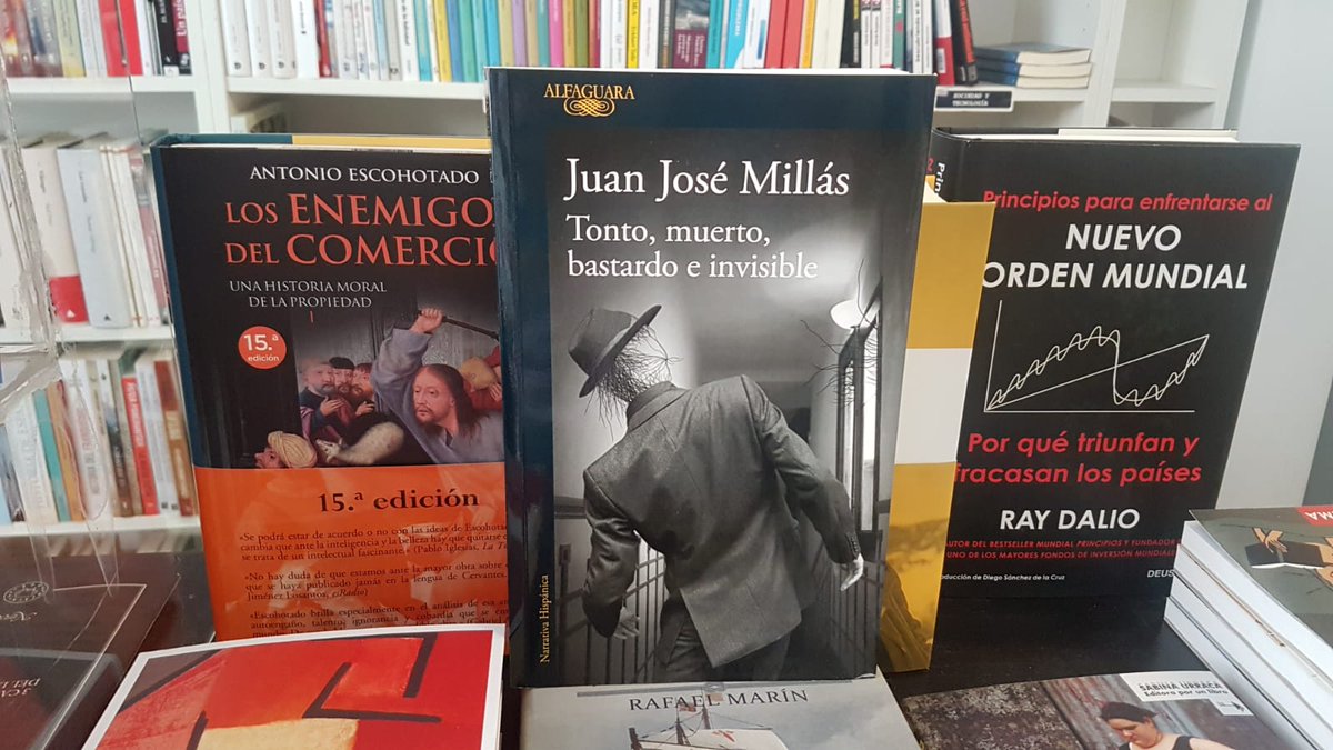 libro_enblanco's tweet photo. 📚Recomendado por @culturamania y El Libro en Blanco:
-Tonto, muerto, bastardo e invisible, de #JuanJoséMillás @AlfaguaraES https://t.co/XWnoRmwF0s