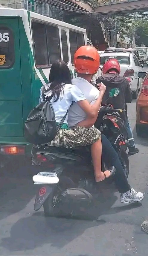 Gantong dukutan po gusto ko,salamat!🙂