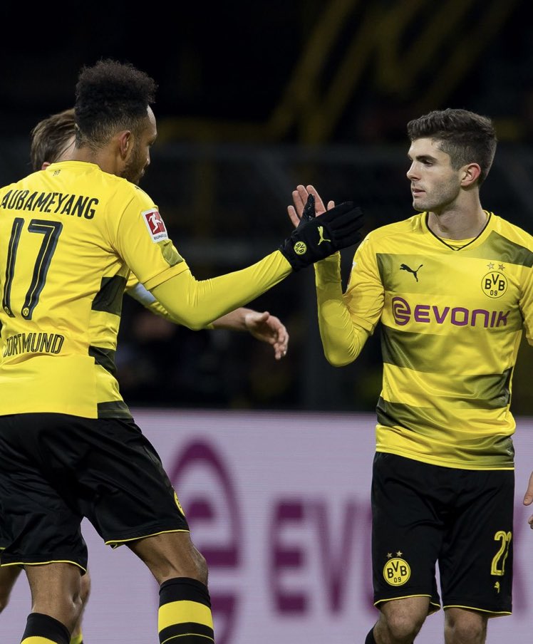 FlFARP's tweet image. "𝑻𝒉𝒆𝒚 𝒎𝒆𝒆𝒕 𝒂𝒈𝒂𝒊𝒏.." 🤝 

@cvptainam | @puIisicc