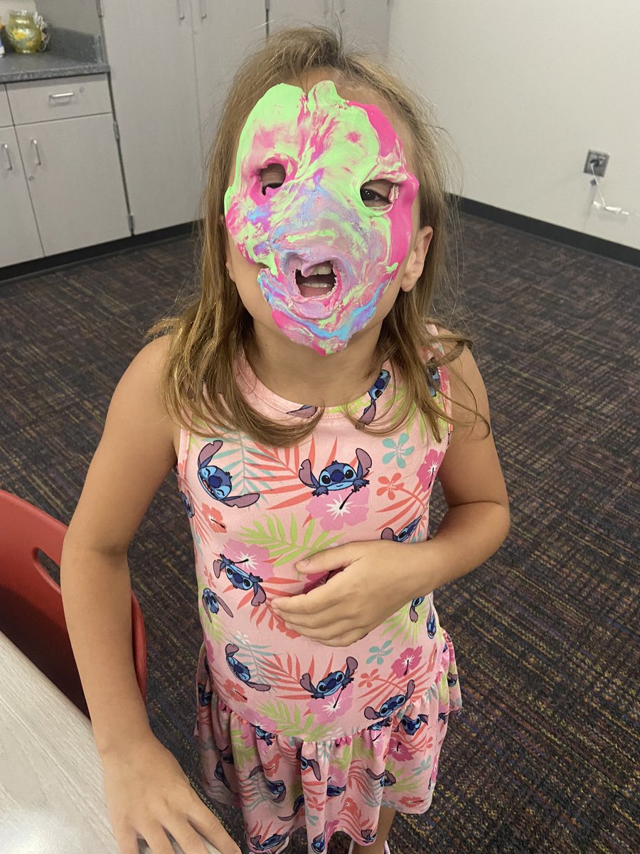 MsVCohs_RC's tweet photo. 5 minute brain breaks are good for the imagination #myredcedars https://t.co/Yh8GUuiP6w