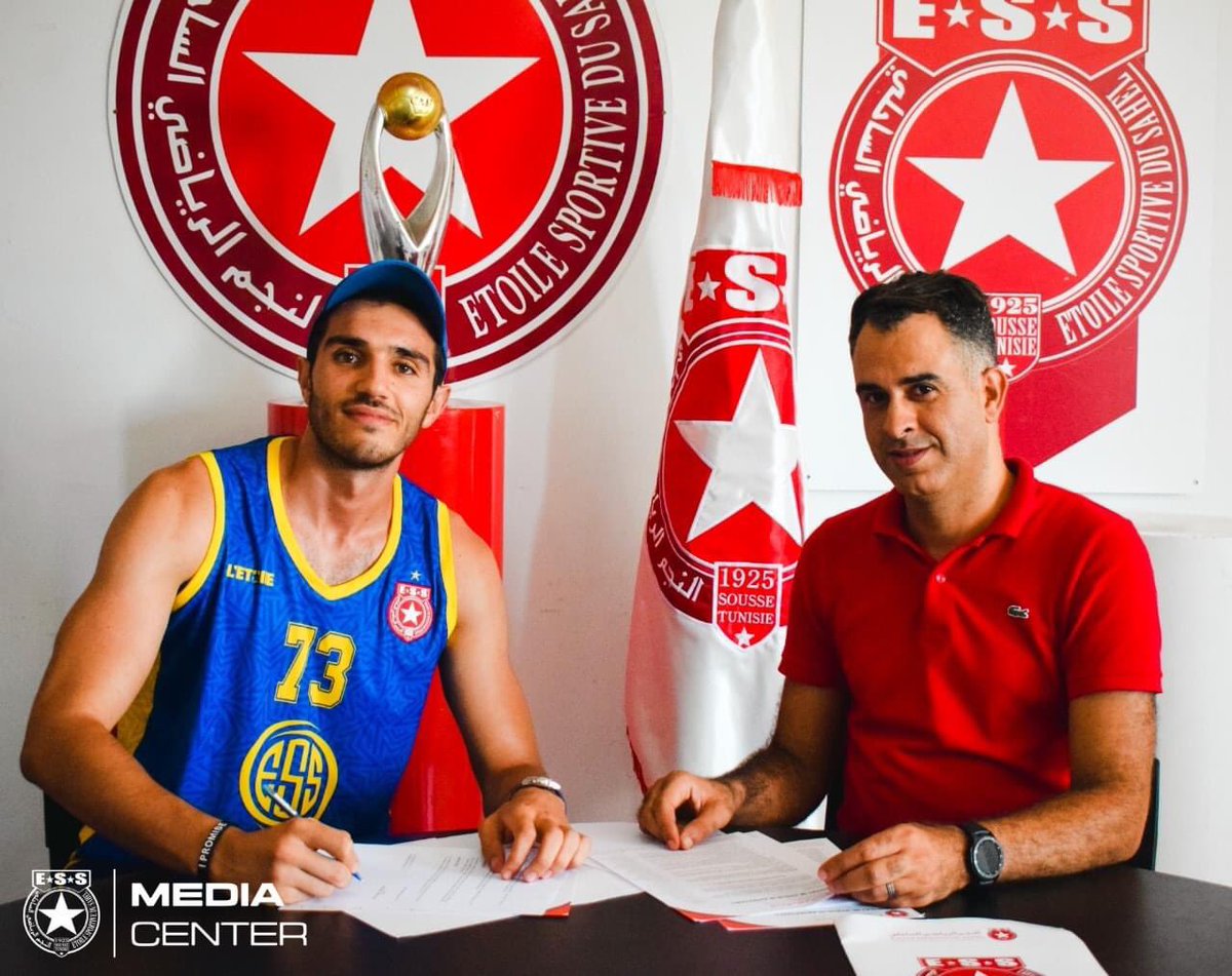 Etoile Sportive du Sahel🇹🇳النجم الرياضي الساحلي (@ess_officiel) on Twitter photo 🔴📸 صور توقيع لاعبنا العائد لفريق كرة السلة 🏀 #محمد_ادم_راسيل على عقد الإنضمام إلى النجم الرياضي الساحلي
#ليتوال_تعيش 🔴📸 صور توقيع لاعبنا العائد لفريق كرة السلة 🏀 #محمد_ادم_راسيل على عقد الإنضمام إلى النجم الرياضي الساحلي
#ليتوال_تعيش