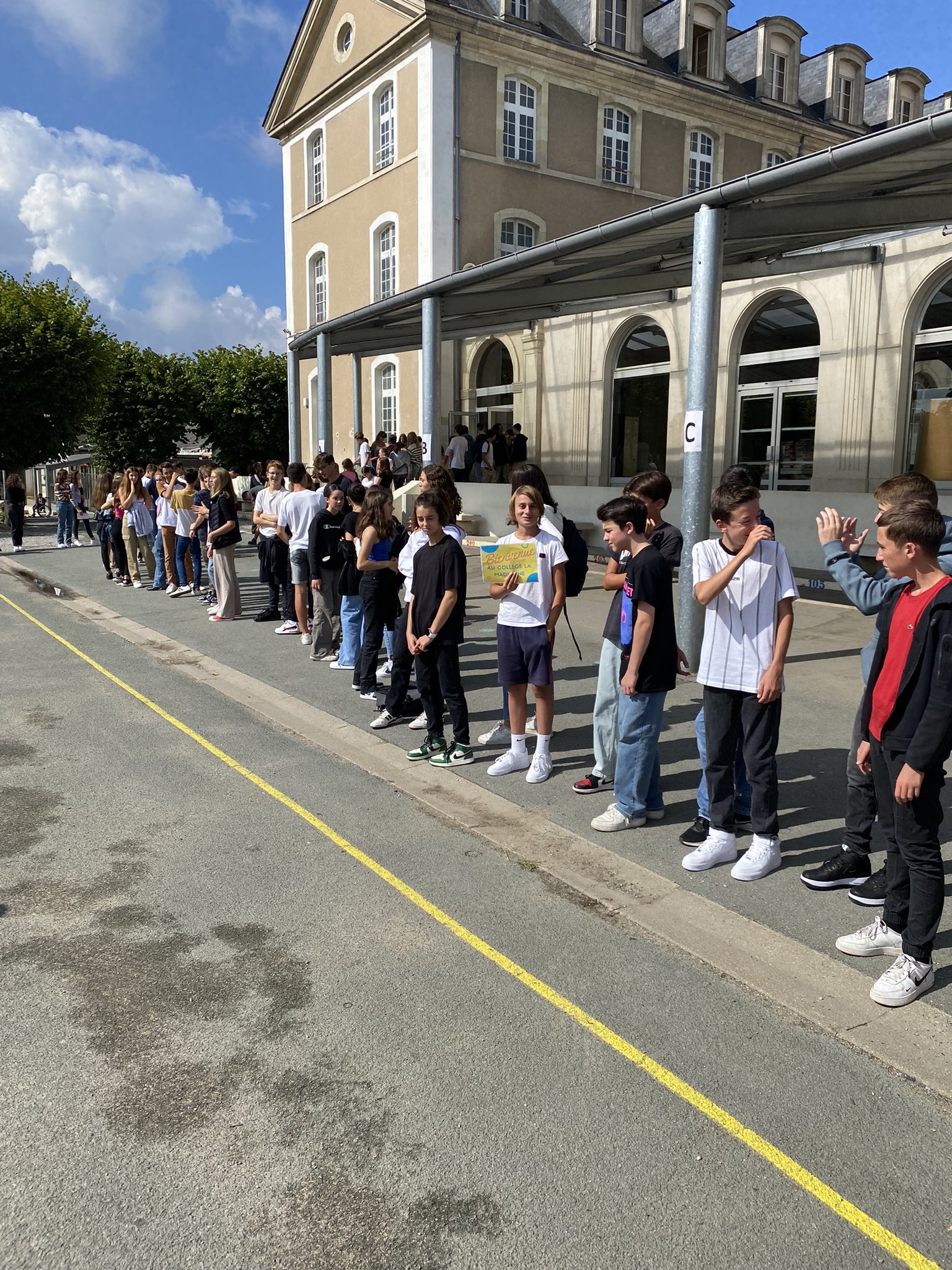 Collège La Madeleine on Twitter "https//t.co/65EZXD3n8S" / Twitter