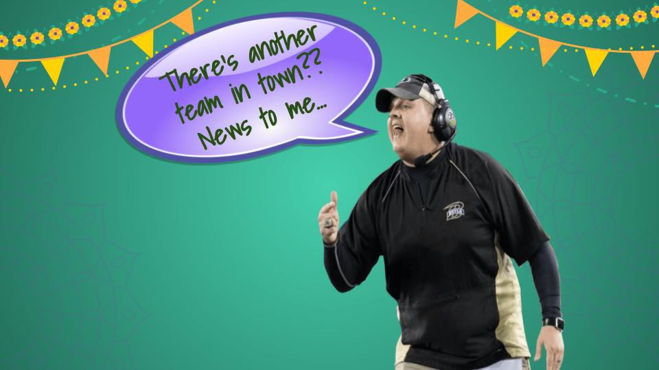 Looks like Coach is ready to Pardi Gras! 🎭📿