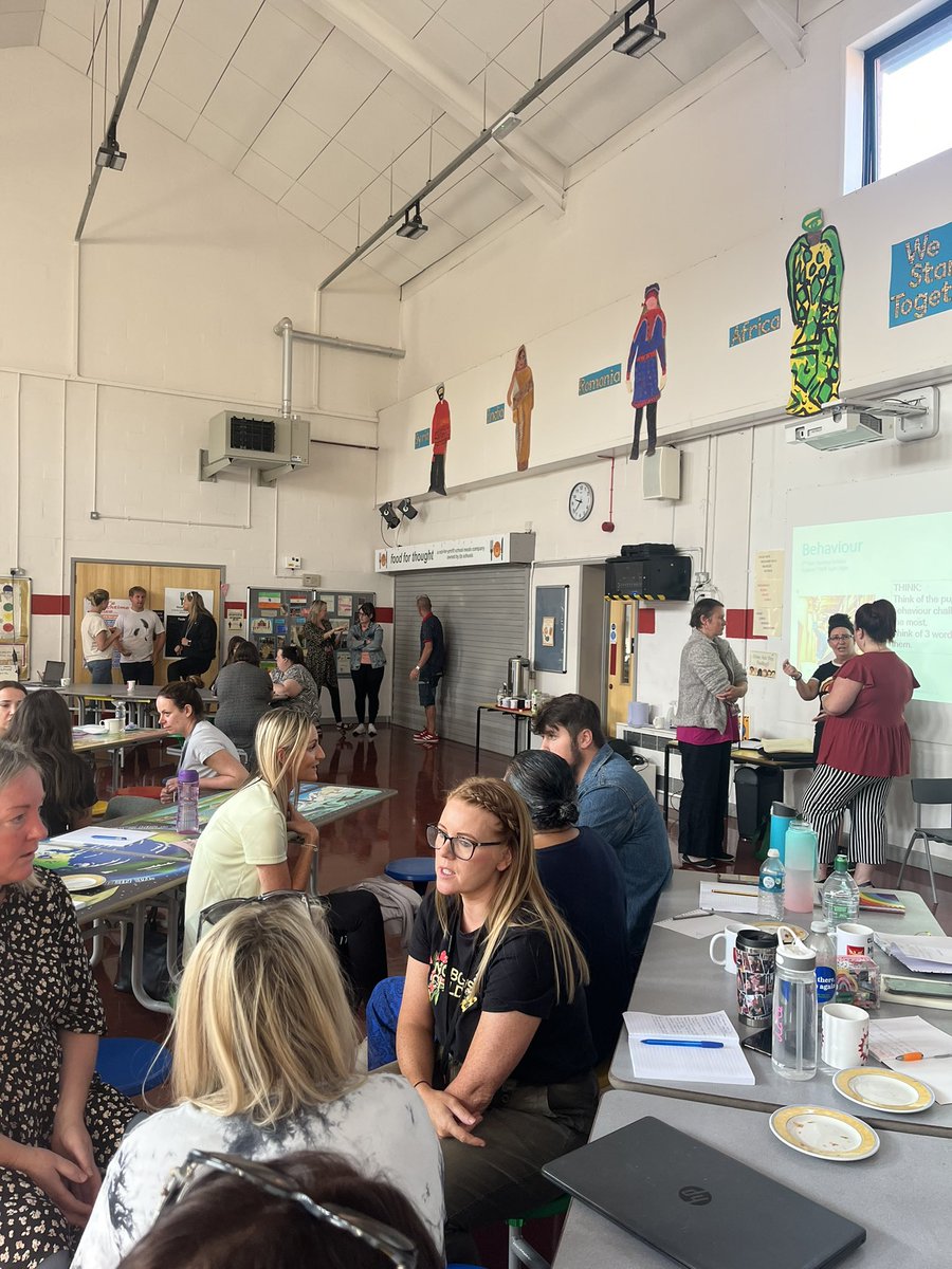 Year Five Phoenix Primary tweet media