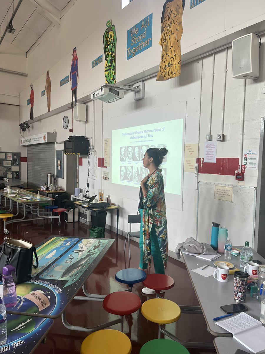 A fantastic session this morning with @AdeleBatesZ learning about behaviour strategies and techniques! Staff can’t wait for this afternoon ✨