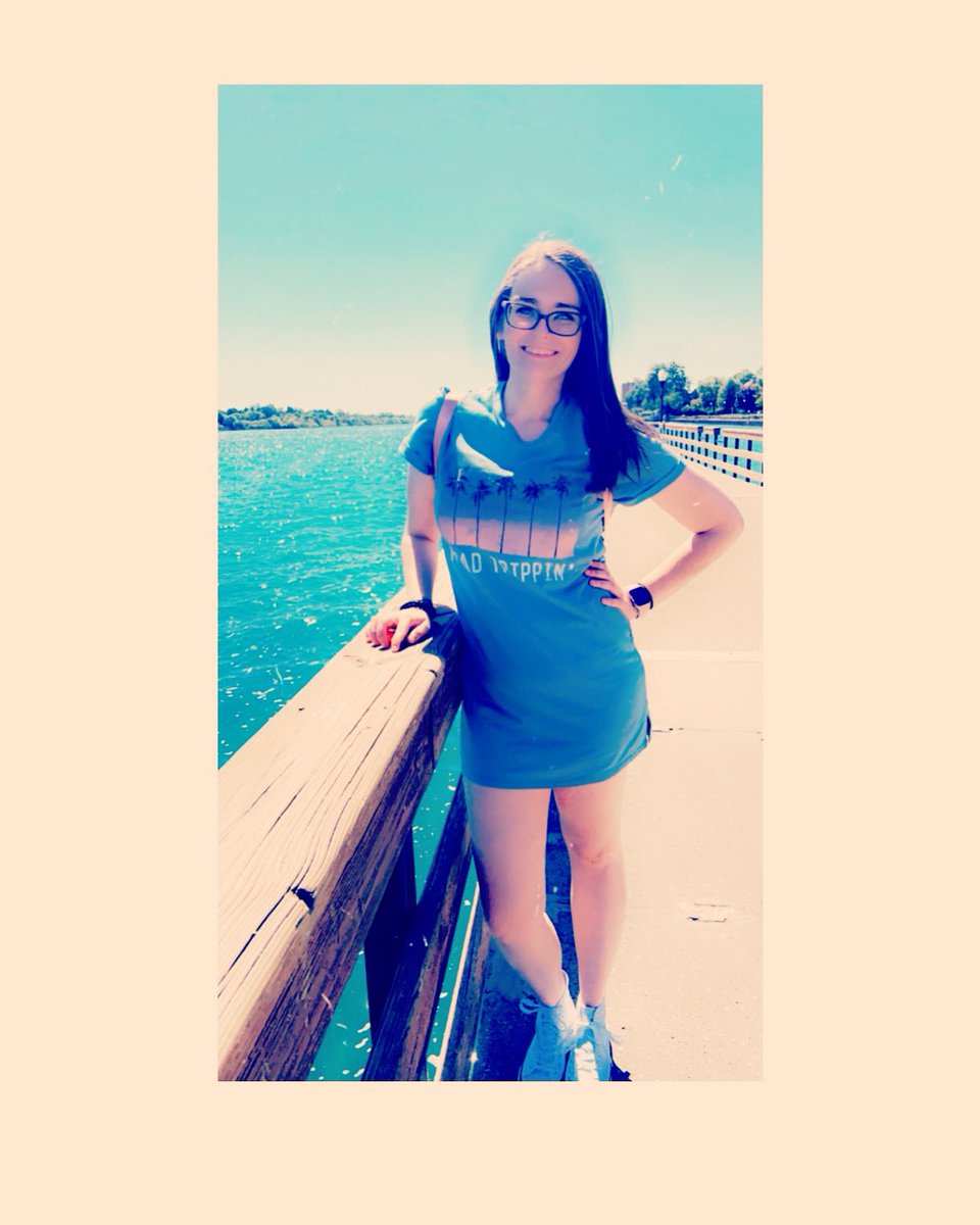 Bcassis_'s tweet photo. ☀️🌸🌊🤍 https://t.co/16USnNsRov