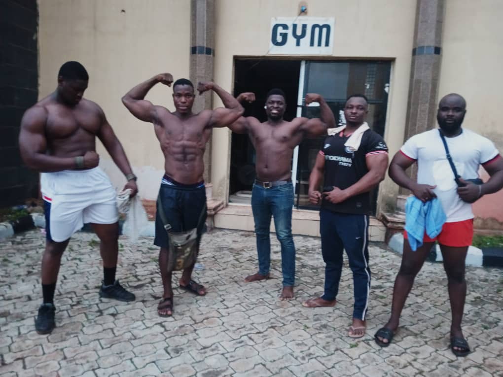 tochukwud020's tweet photo. Men at work place 🔥💯💪💯 https://t.co/qbnWAletD0