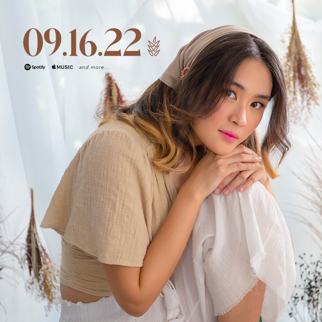 ricelucido's tweet photo. Wag kang mag-alala, dito tayo magsimula🤗 09.16.22 i-save mo na ang date 🥹🫶🏽
@OCRecordsPH
#OCRecordsPH #RiceLucido #RiceLucidoNewMusic
📸: Samantha Shaw https://t.co/HjUq5vfvXX