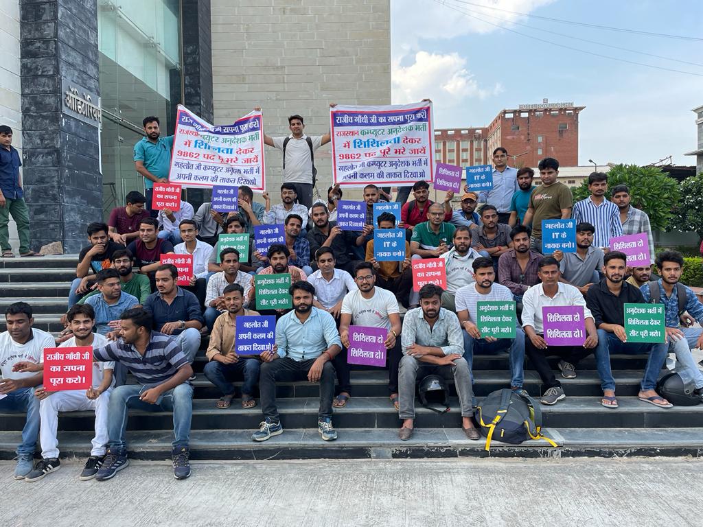 29riteshdhaker's tweet photo. कंप्यूटर अनुदेशक भर्ती में शिथिलता को लेकर बोर्ड अध्यक्ष से बात की...चेयरमैन ने बोला है की सभी कैटेगरी में 40% से अधिक सीटें खाली है https://t.co/h3sLrQ8cLa