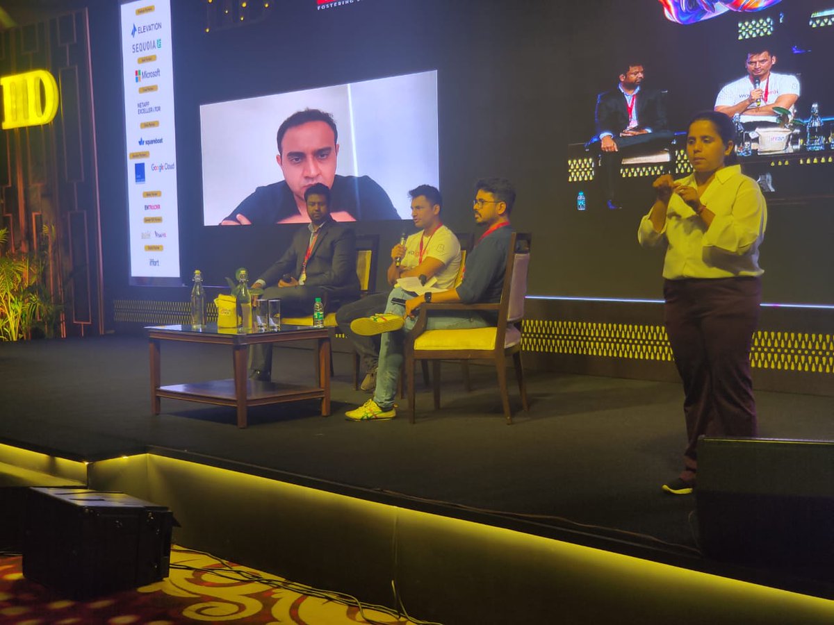 ashish343's tweet photo. In #Web3, profit is shared with users. 

Today's companies may find this odd. But over time, they'll realize the power of community. 

Today they may reach 100 million users. In a community, they can reach 1 billion users and still earn more.

— Talking #Web3 @TiEDelhi https://t.co/8fpz8faLvk