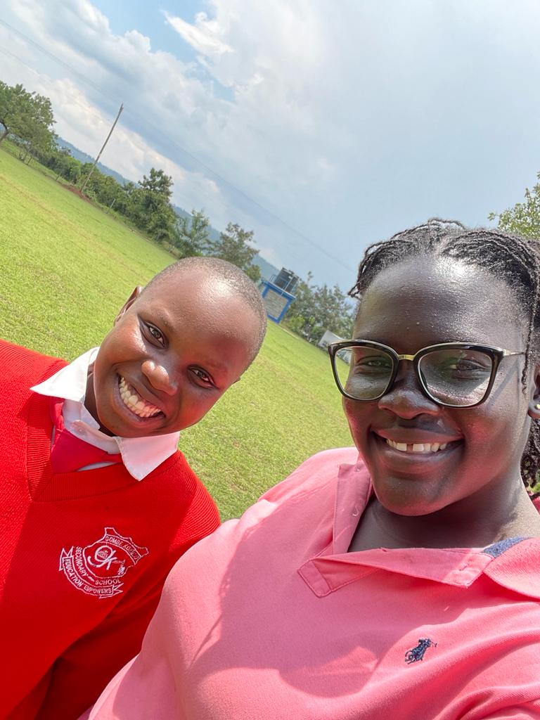 SpurafrikaK's tweet photo. New month greetings from Kisumu!
.
. 
#newmonth 
#girlsmentorship
#endingperiodpoverty https://t.co/6Dn0b142Uk