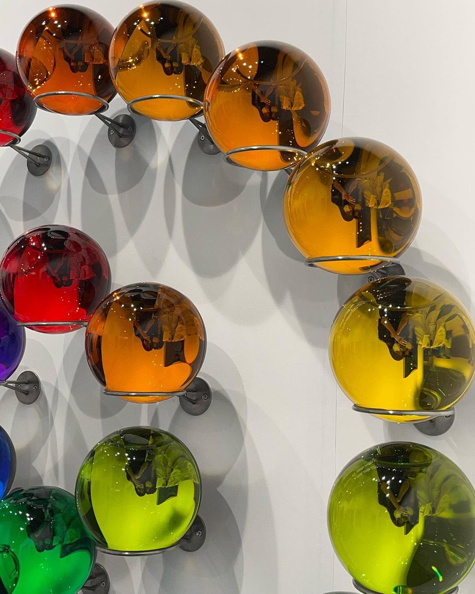 220902 효주배우님 속 현넨 
Frieze Seoul 2022
언니 오늘 다녀왔구나❤️