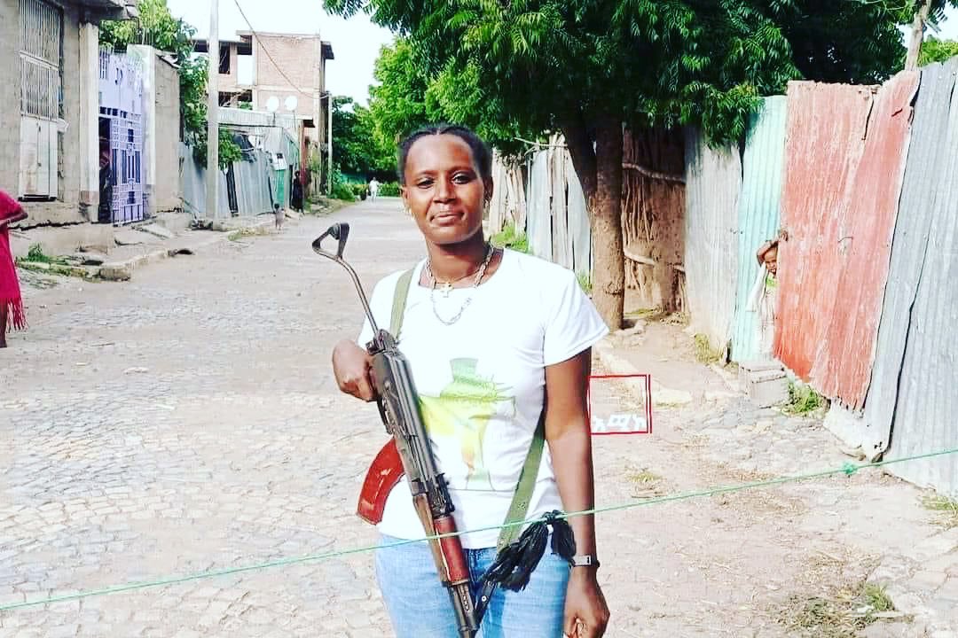 NatnaelMekonne7's tweet photo. ወልቃይት - ወርቃዊት - የቀይ ባህር ፖለቲካ መልኀቅ ማሰሪያ 👊

በአማራነቱ ምክንያት ተነግሮ የማያልቅ ፍዳ የደረሰበት  የወልቃይት ጠገዴ ሕዝብ ህወሓት መጣ ሲባል እንደ ሰርጉ ይመለከተዋል። ከህወሓት ጋር የሚያወራርደው ሂሳብ አለውና።

ይኸው ነው‼ https://t.co/hzzOYYbDbr