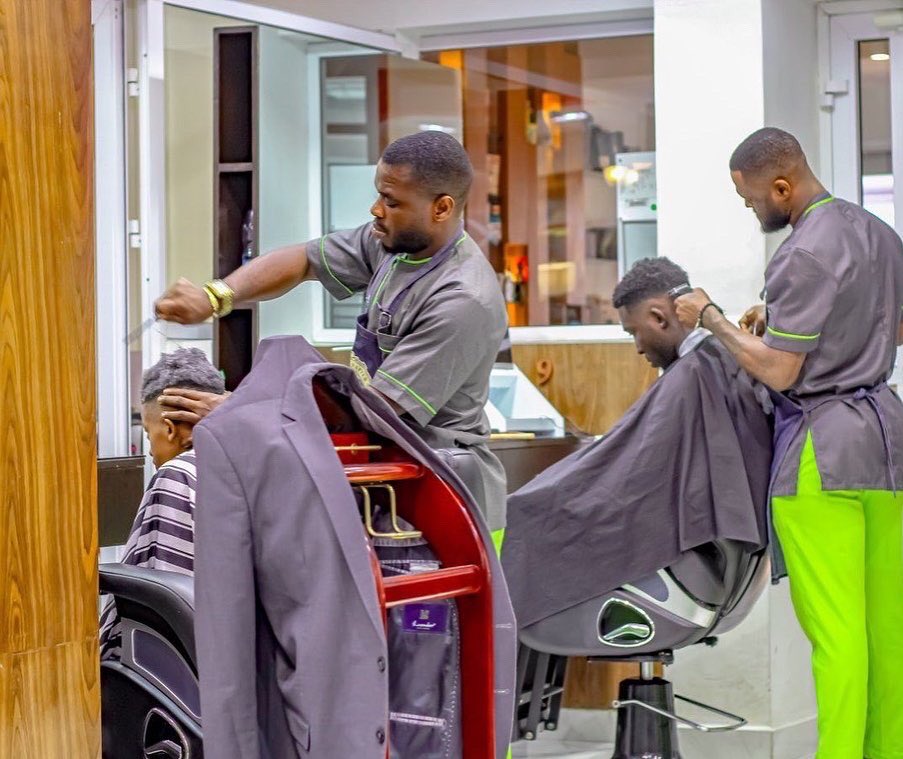 AngelTouch_VF's tweet photo. Quelques clichés intérieurs du prestigieux institut @goodfeelingclub 

📸 @angeltouch.photography 

Agence événementielle &amp; consulting

Booking: +237671328453 https://t.co/gty5GWhaI6