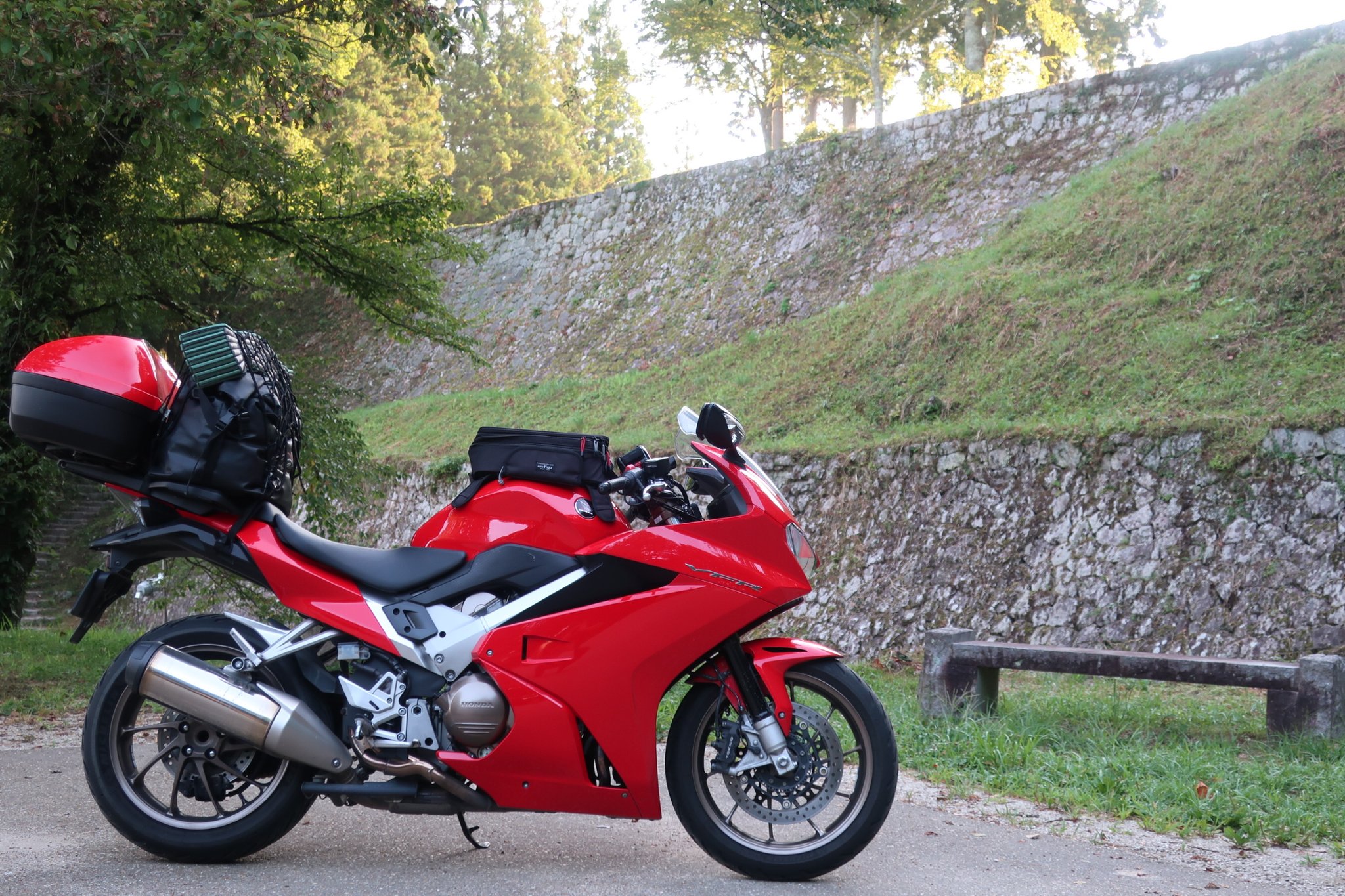 ぐんたま Vfr800 Rc46 1 Guntama18 Twitter