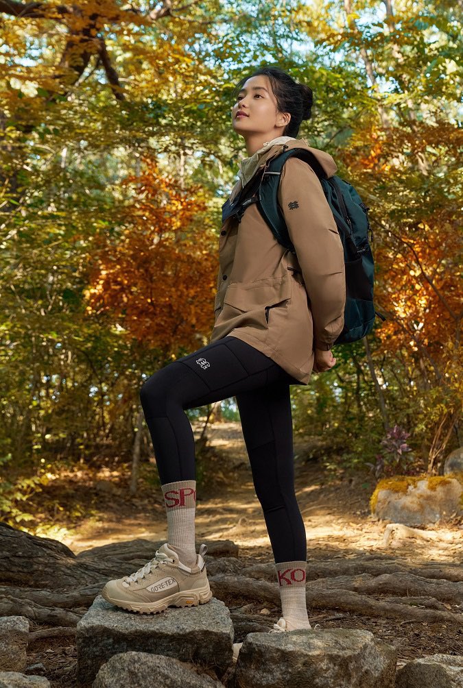 김태리 광고 모델로 활동중인 브랜드 

프라다(앰버서더)               폴햄
잇미샤                               코오롱스포츠