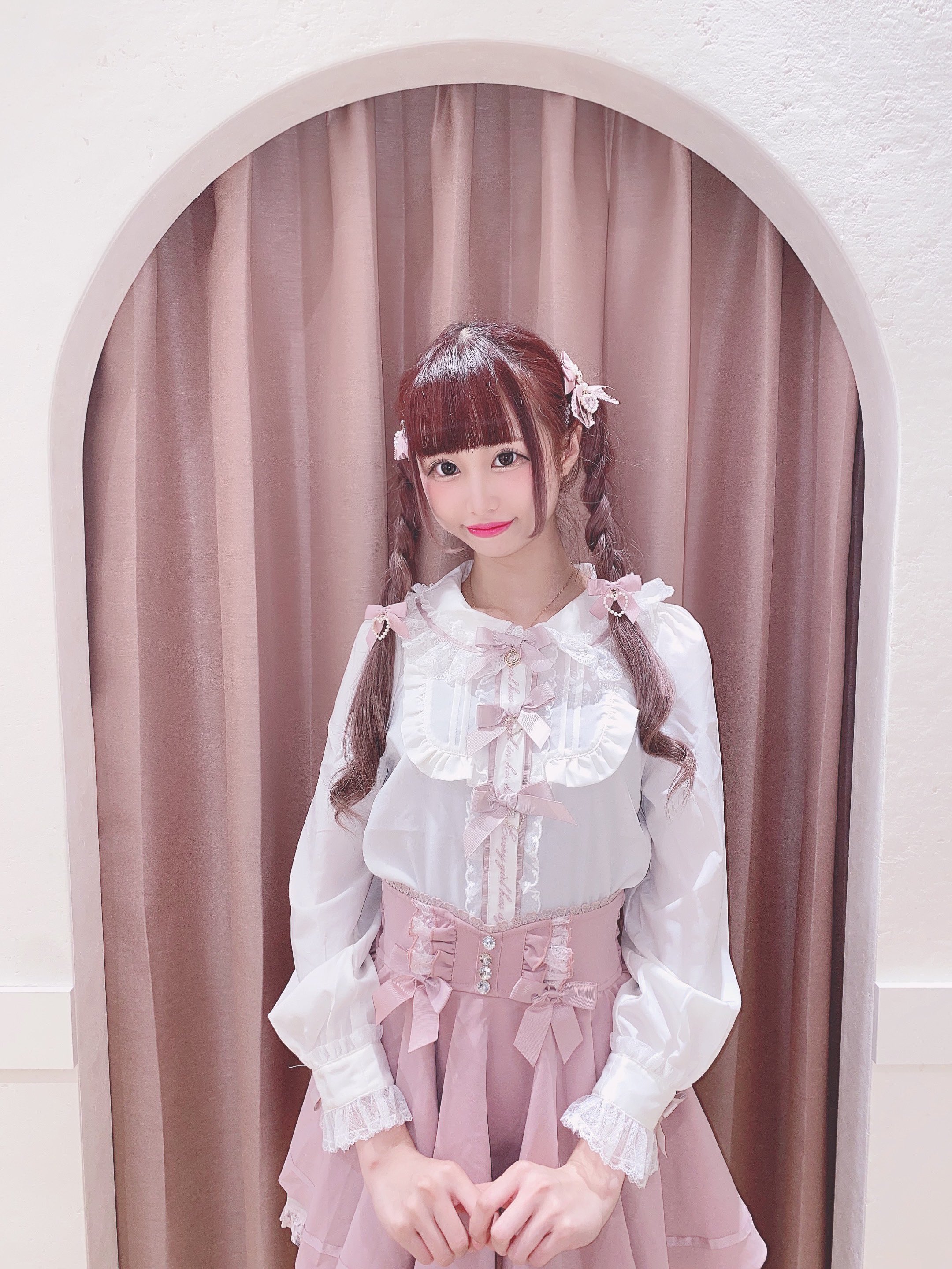 独特な店 LIZ LISA on X:  トップス