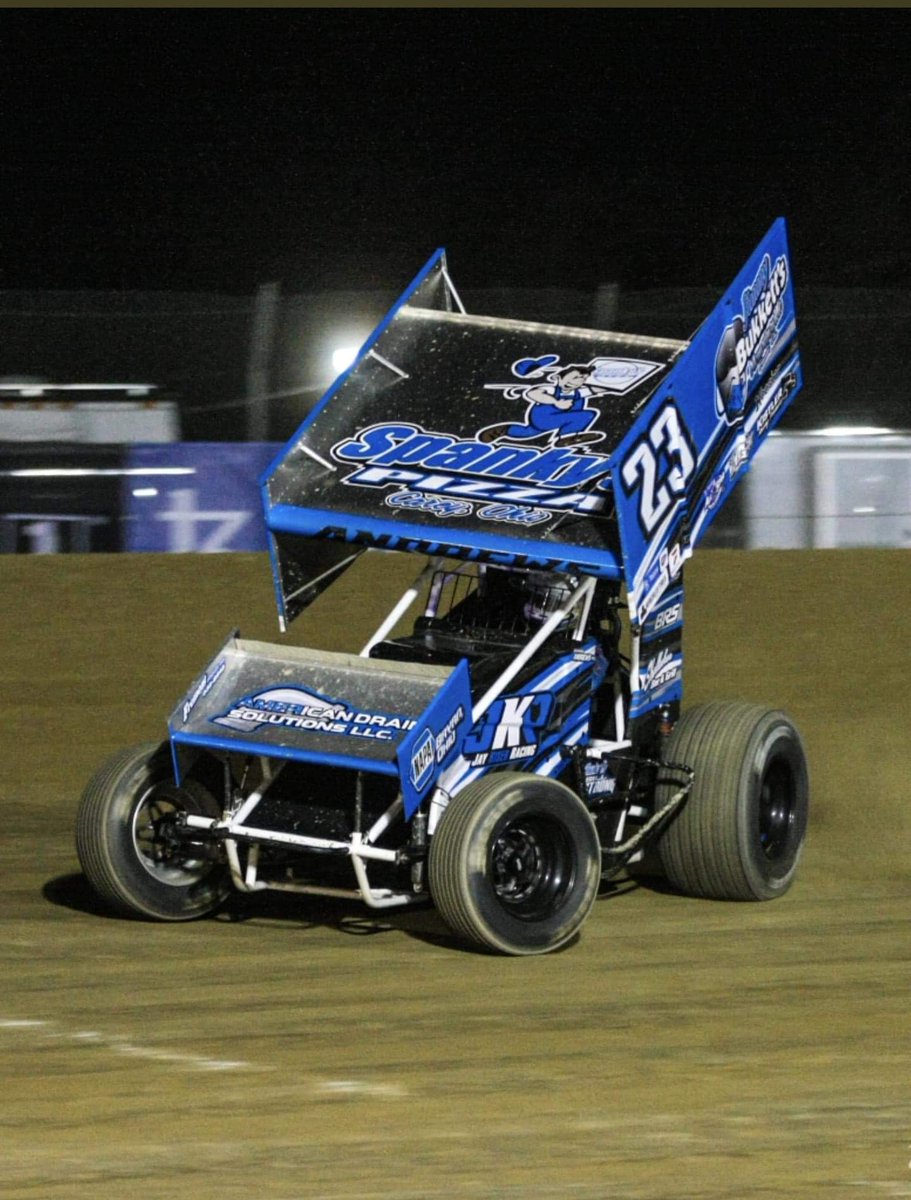 JKiserRacing23's tweet photo. Ittttsss Raaaace Daaaaay for the  #BH41 @VantageAthletic #NAPAofBryan #JimmyBukketts #BurdueInsurance #ShellukesBar #AmericanDrainSolutions #SpankysPizza #AutomaticFireProtection @keizerwheels #FremontFence @BRStuned #BillStrong #23 @atticaracewyprk vs the @AFCS_Sprints. $$$$ https://t.co/U4KwyVCKS8