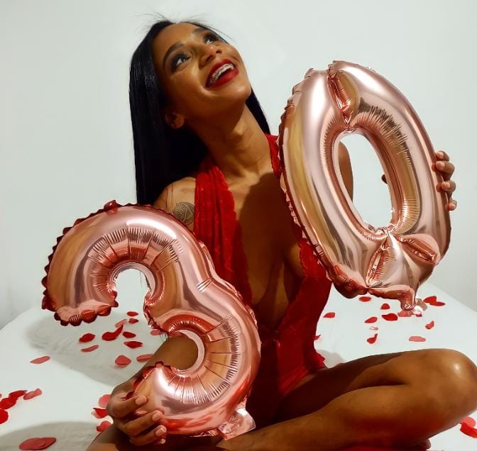 Mendingata7's tweet photo. De repente 3️⃣0️⃣ parabéns pra mim.!!! 🥳🥳🥳 https://t.co/BWCOcVJCMc