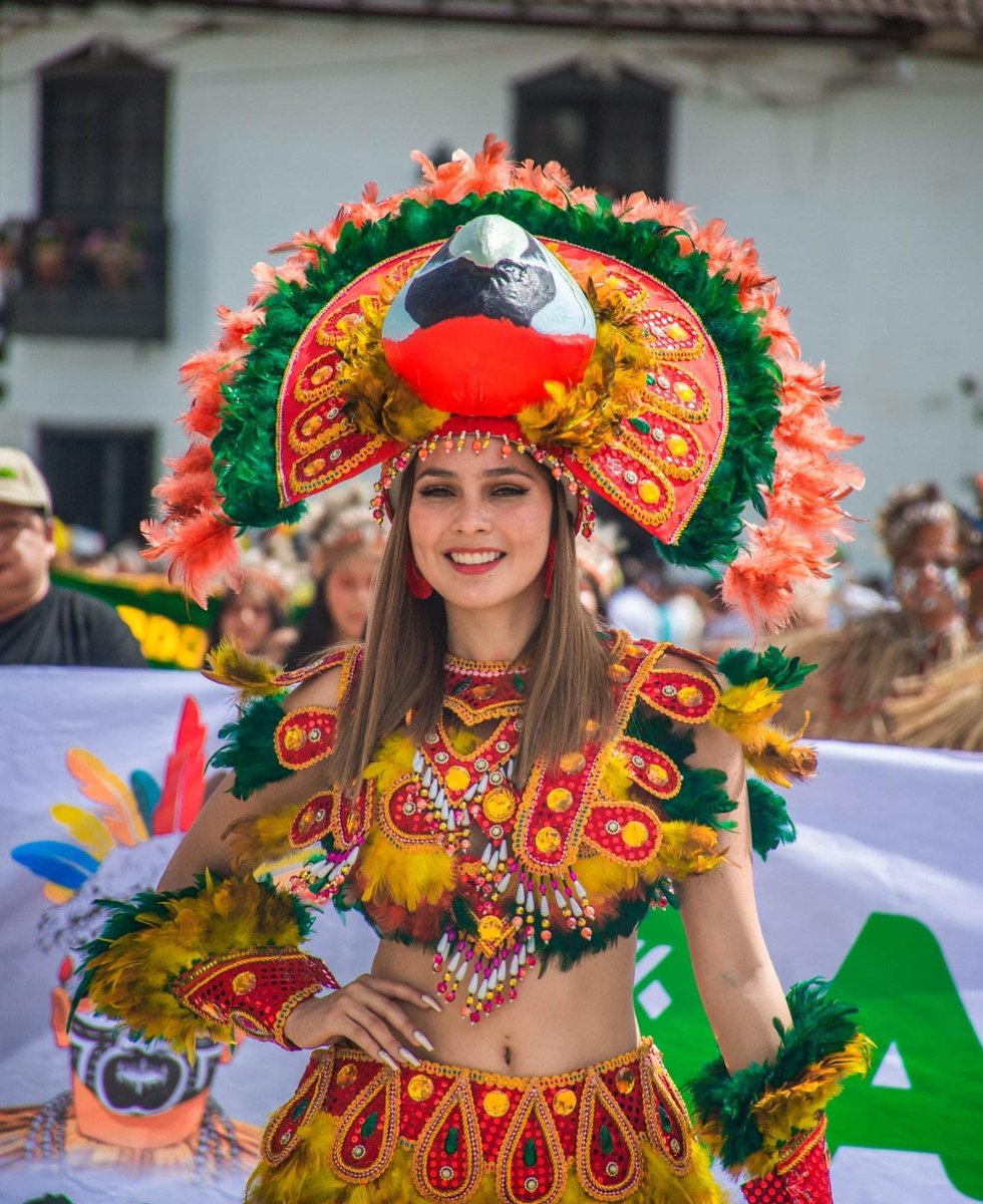 Reyna de la belleza tíngalesa del sector Rupa Rupa en la provincia de Leoncio Prado Región Huanuco