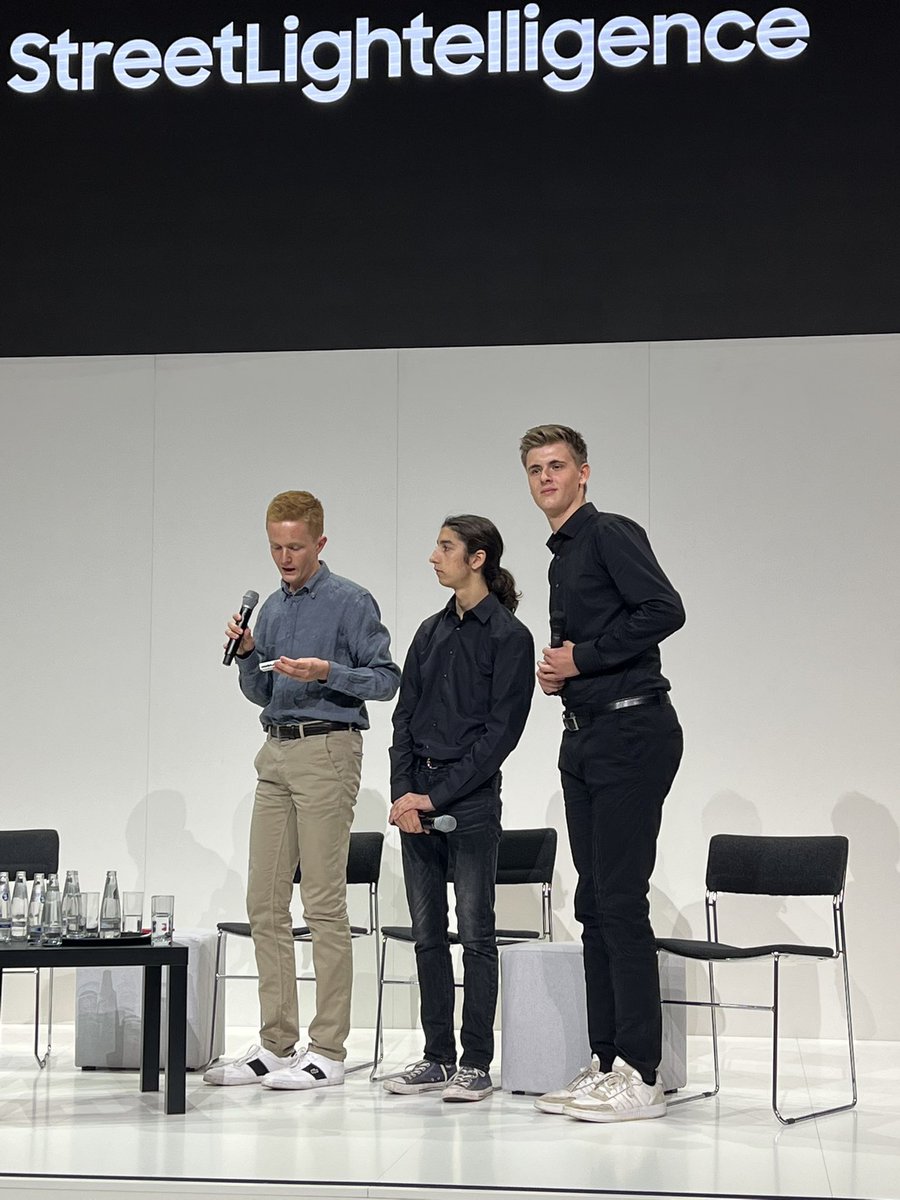th_sattelberger's tweet photo. Spannendes Social Entrepreneurship-Event a.d.IFA Berlin mit tollen Preisträgern #StreetLightelligence und #GreenTechengineers.War gerne auf Panel. Gerade #socialentrepreneurship und #SocialInnovation passt bestens zu einer #HumaneMarktwirtschaft https://t.co/zjUa6JBpJV