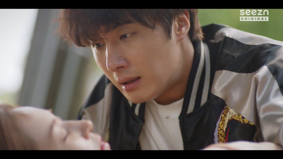 KDramaExoplanet's tweet photo. My Saviour⭐️
#GoodJobEp4 #BossamEp4 #KwonYuri #JungIlWoo https://t.co/ERcpqMKAXy