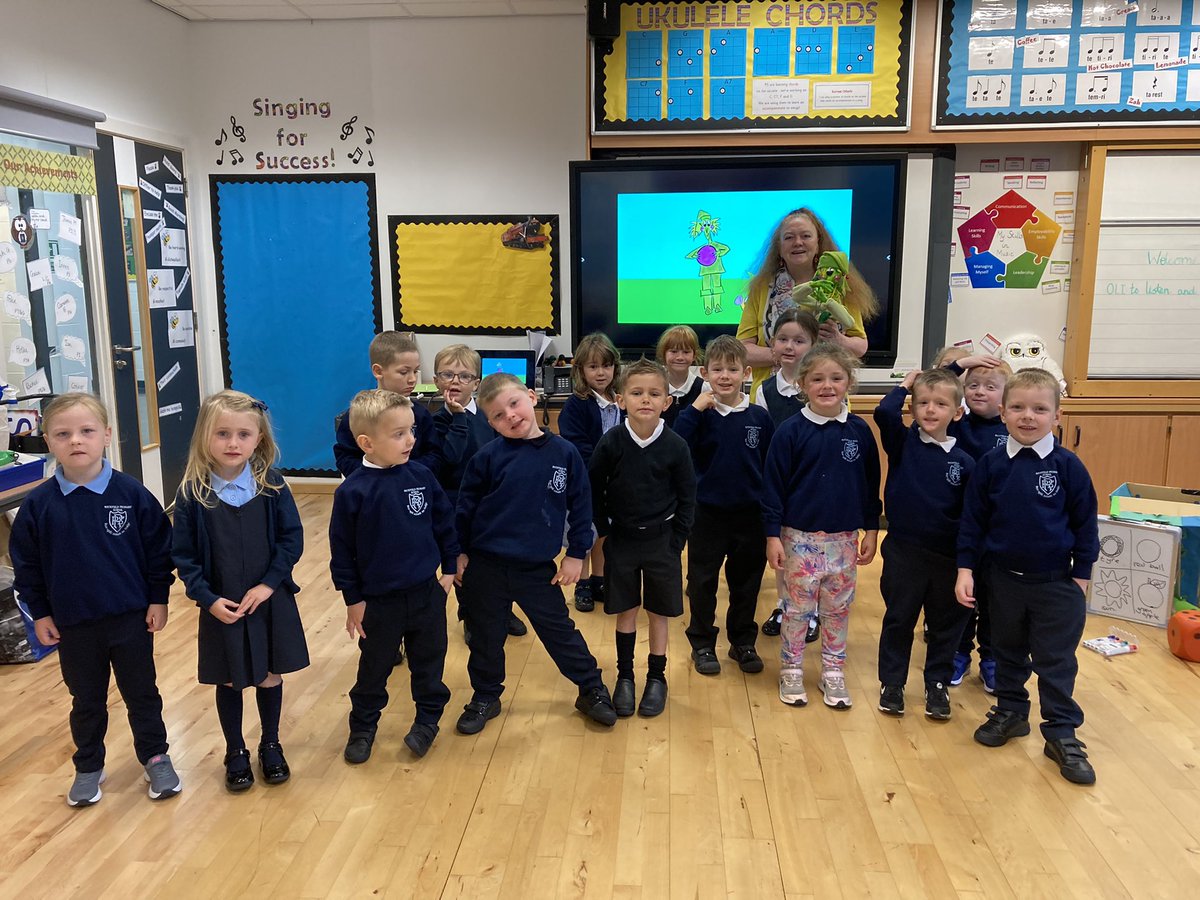 JoJoGnome's tweet photo. Had a great morning @RockfieldPS in Oban with P1 &amp; P1/2 getting ready for #mathsweekscotland . Look out for their shapes film coming soon. @mathsweekscot . https://t.co/X8hkYdX5UT