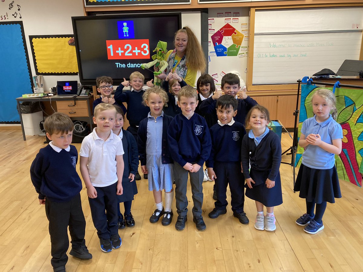 JoJoGnome's tweet photo. Had a great morning @RockfieldPS in Oban with P1 &amp; P1/2 getting ready for #mathsweekscotland . Look out for their shapes film coming soon. @mathsweekscot . https://t.co/X8hkYdX5UT