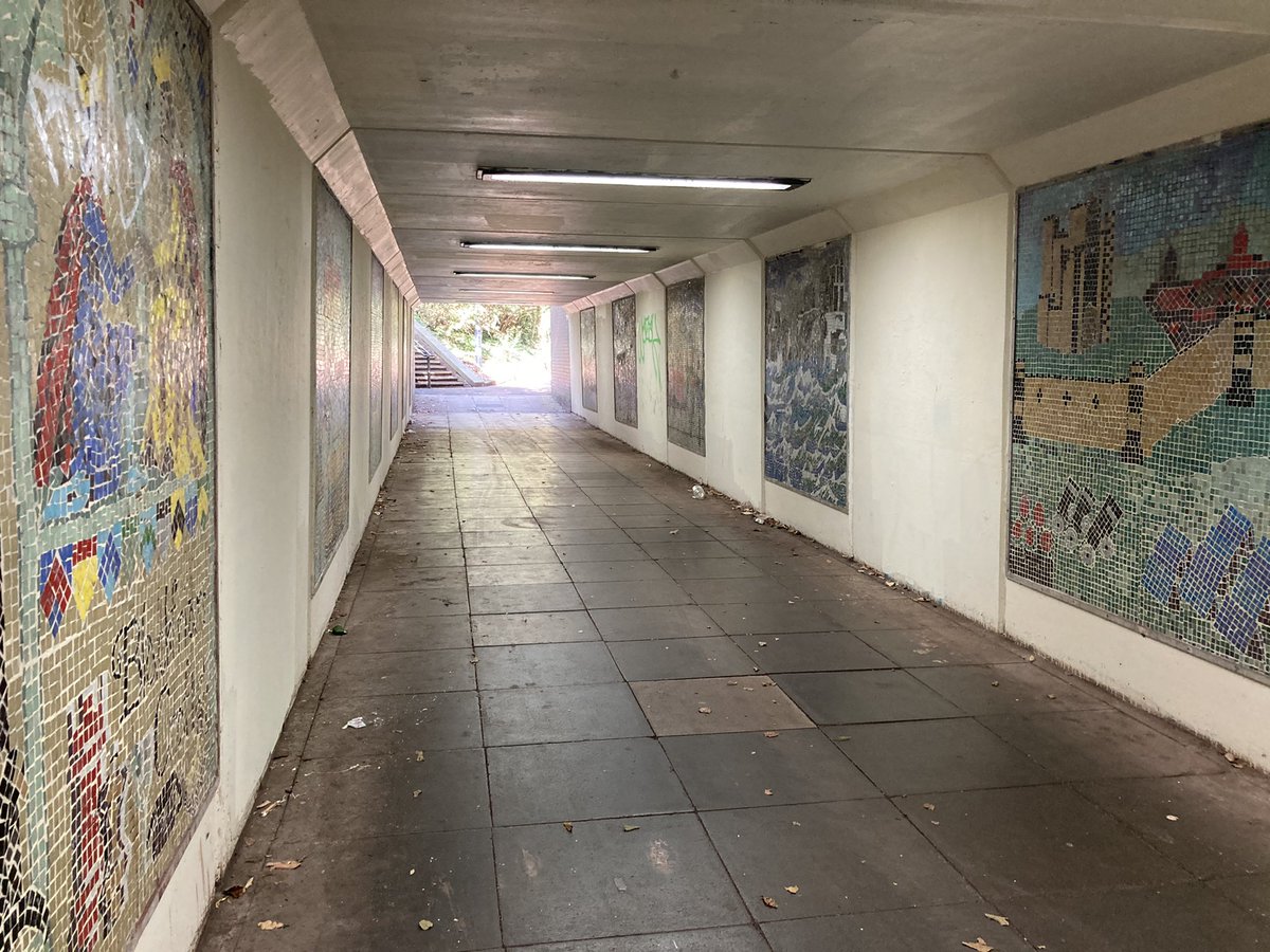 juliandobson's tweet photo. Excellent tour of Newcastle’s underpasses with @underpassesNCL exploring speed, time, fear, gender, art and hierarchies of movement and regulation - 81.1% of women surveyed increase their walking pace #RGSIBG22 https://t.co/AyptMb48fd