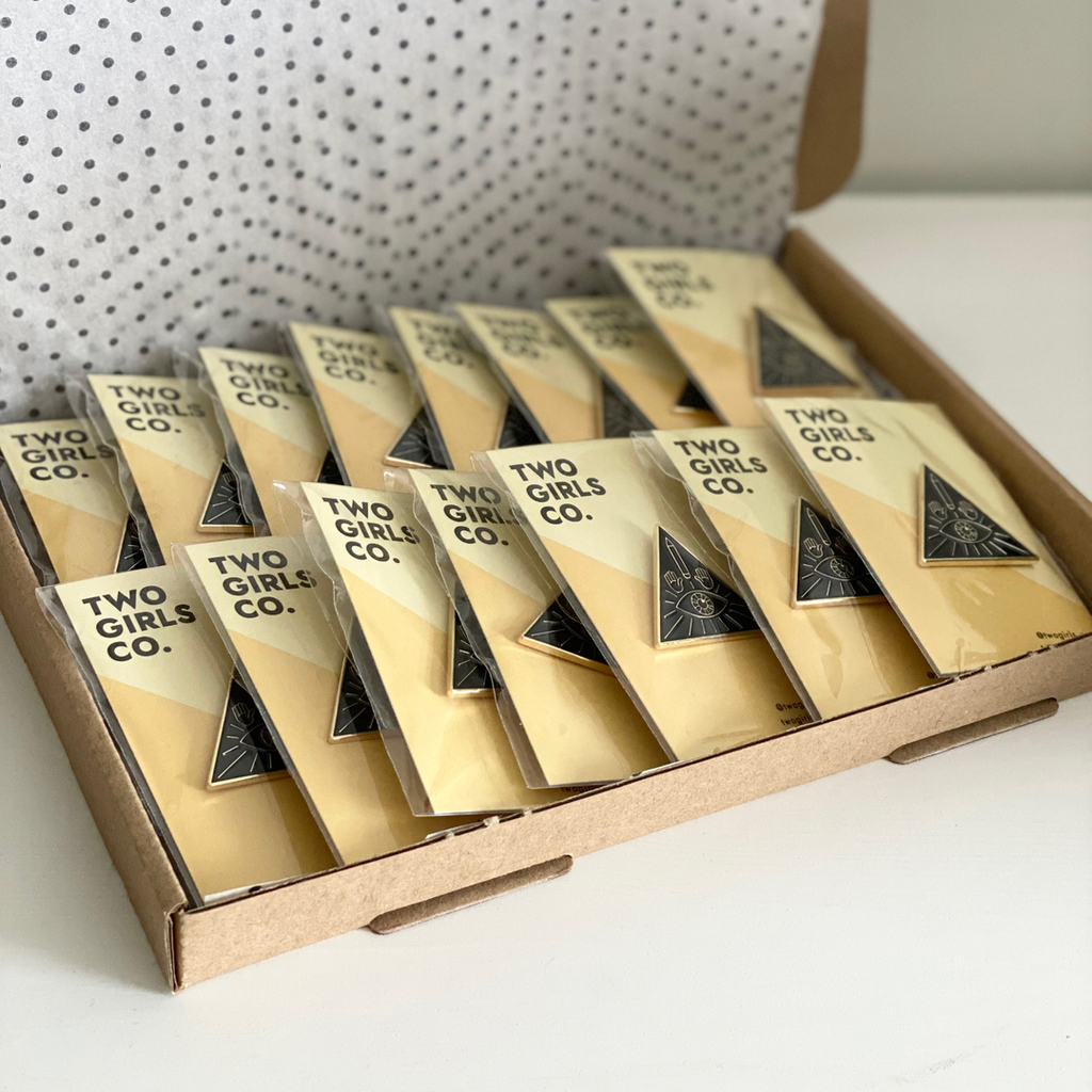 twogirls_co's tweet photo. Some team, somewhere, are firm believers.
#TwoGirlsCo #CreativeGods #EnamelPin #Pun #Silly #Fun #GiftsForDesigners #Gold #Pin #Joke #PinsOfInstagram #Pinstagram #Design #GraphicDesign #Illuminati #Pencil #PraiseBe #HigherPower https://t.co/e3ggwhKjyA https://t.co/AjDpg3QE3j