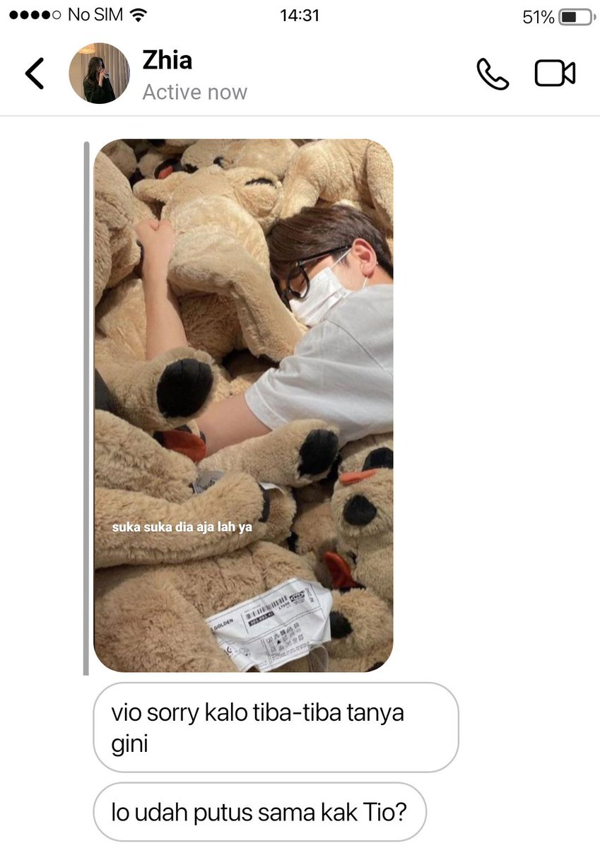 ; private but not secret boyfriend (ii)
"pura-pura mendukung, padahal mau menikung" 

taeyong very short au 
-birumarkers