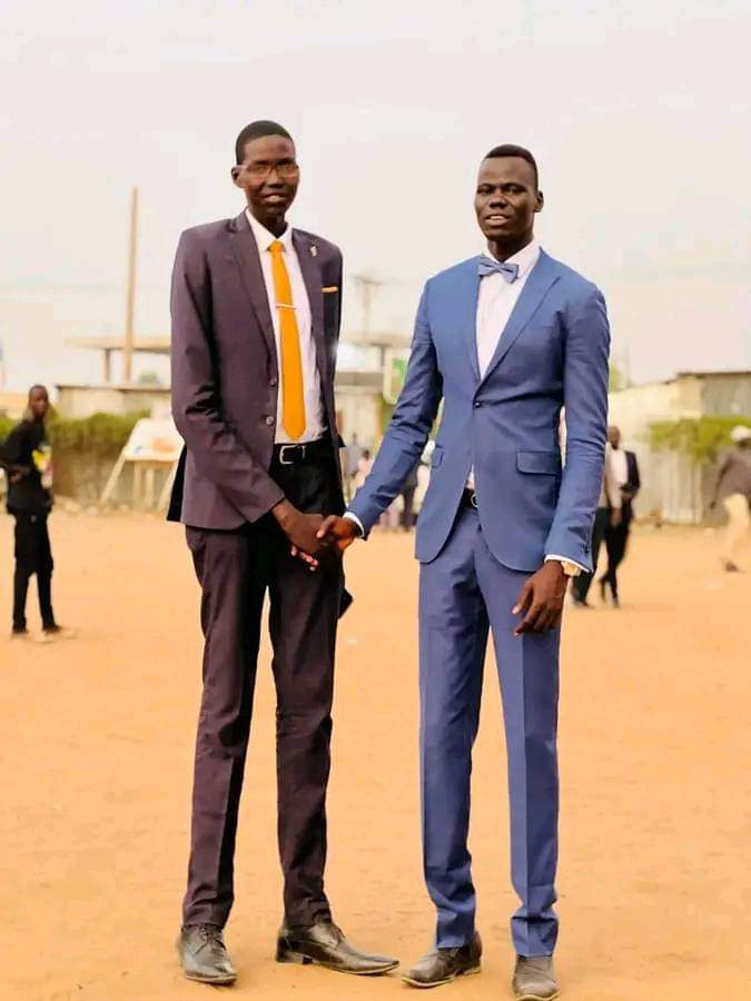 256tvug's tweet photo. 17-year-old Teenagers in South Sudan.

They are from the Dinka tribe, which has the tallest group of people in the world.
Remember to subscribe to our channel via the link
https://t.co/1KIkAk0dNp https://t.co/2or5KohiDn