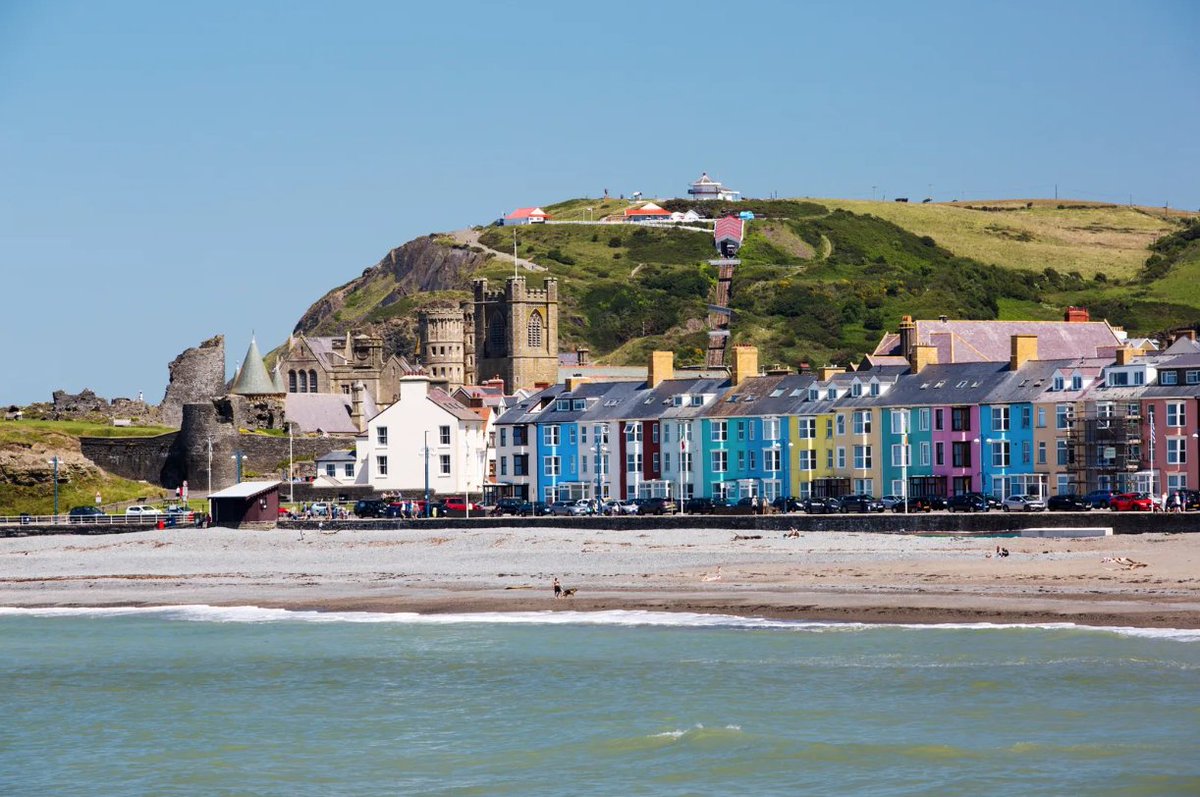 ⛱ We are feeling inspired by 'The best beaches in and around Aberystwyth' - <a href="/cntraveller/">Condé Nast Traveller</a>

👉 cntraveller.com/article/best-b… 

#InteriorDesign #Interiors #Exteriors #Design #Home #Spaces #Decor