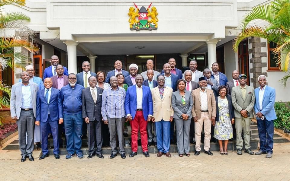 citizentvkenya's tweet photo. President-elect William Ruto &amp; deputy president-elect Rigathi Gachagua met Mt Kenya East leaders led by former Meru Governor Kiraitu Murungi in Karen earlier today. #KenyasChoice2022 https://t.co/5Fo96HqG4g