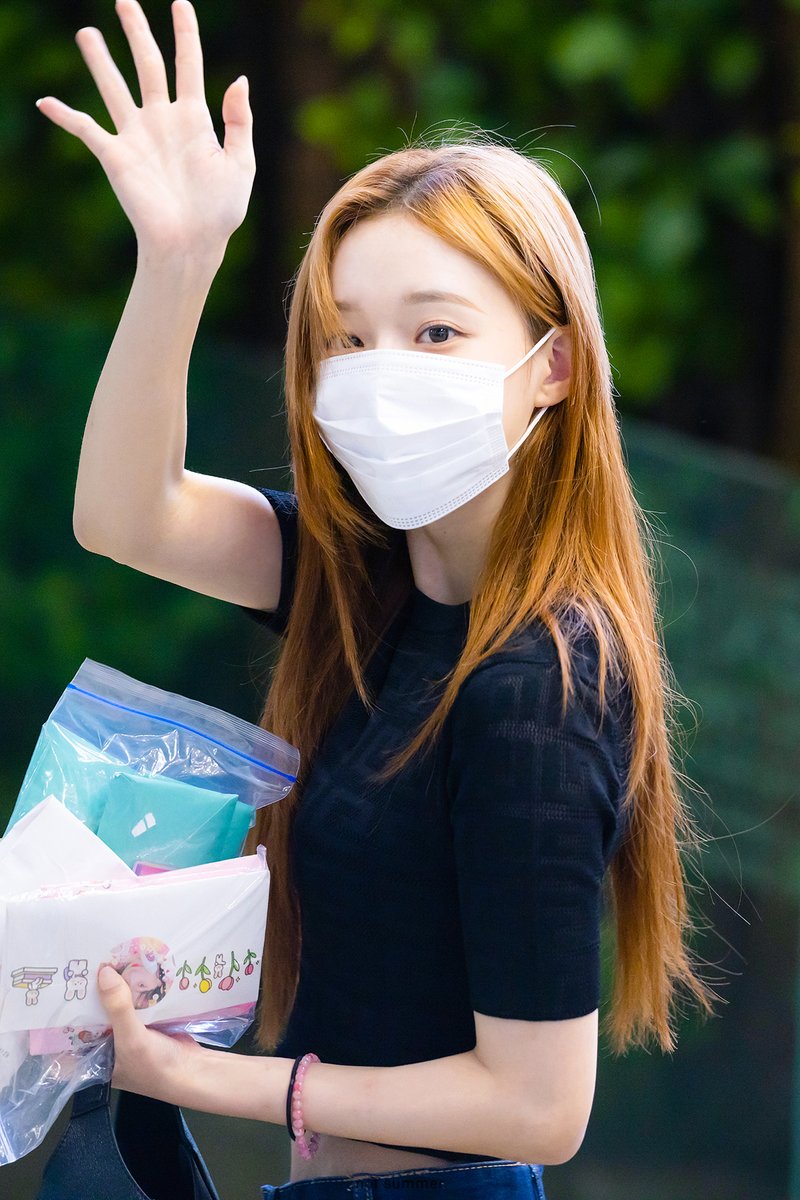is_not_summer's tweet photo. 220902 #aespa #WINTER #에스파 #윈터 https://t.co/cXqbiskeoU